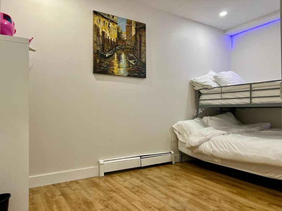 Westview Vacation Rental - Two Br House شمال فانكوفر المظهر الخارجي الصورة