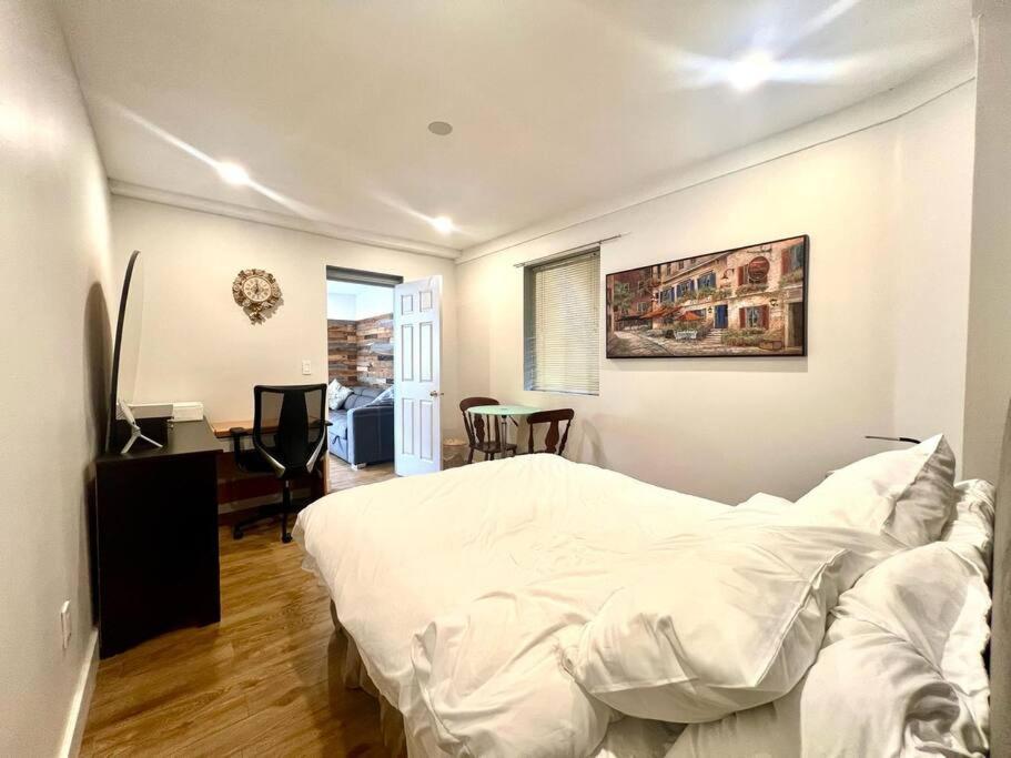 Westview Vacation Rental - Two Br House شمال فانكوفر المظهر الخارجي الصورة
