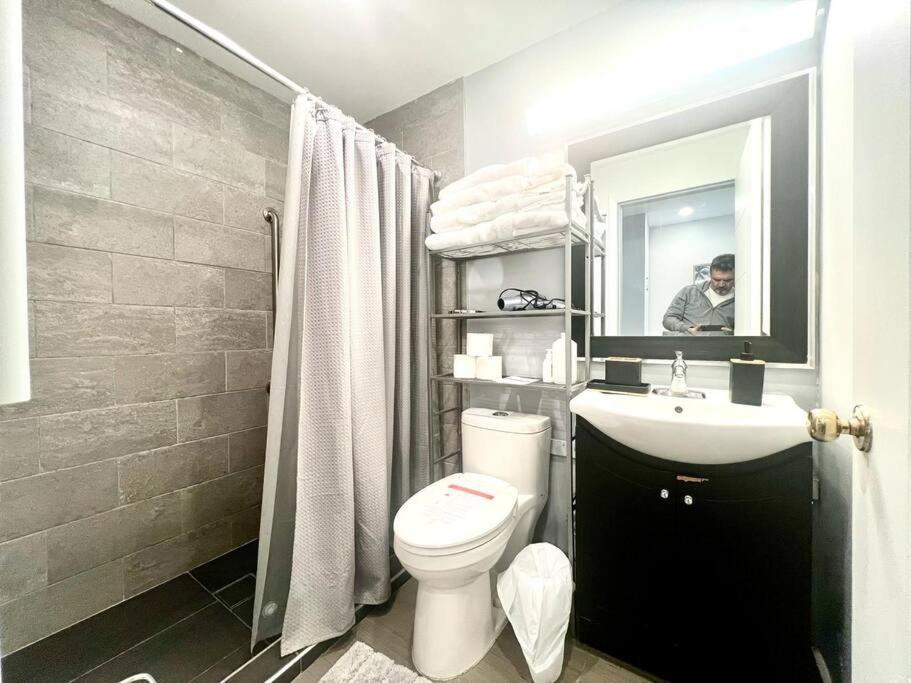 Westview Vacation Rental - Two Br House شمال فانكوفر المظهر الخارجي الصورة